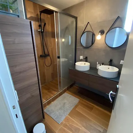 Camilia - T3 Standing Climatise - 5min Comedie Apartment